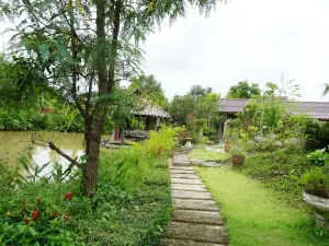 Huean Plai Na Homestay