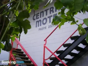 Central Motel