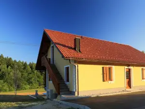 Lahinja & Kolpa River Apartments