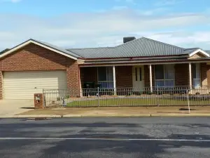 Numurkah Self Contained Apartments - the Mieklejohn