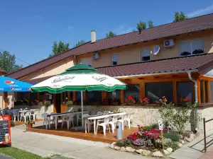 Balaton Panzió