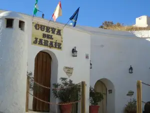 Cueva El Jaraiz