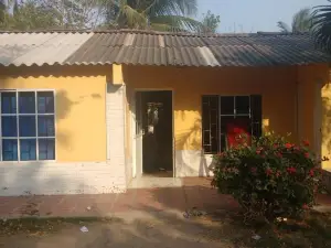 Casa Familiar Fela
