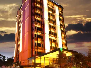 North Point Hotel
