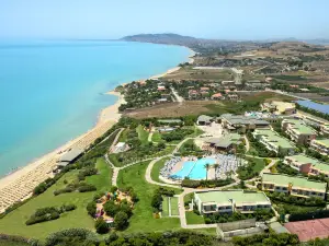Serenusa Resort