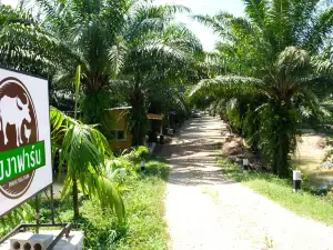 Phang-Nga Farm Stay