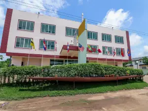 烏隆他尼895醫院奈達飯店