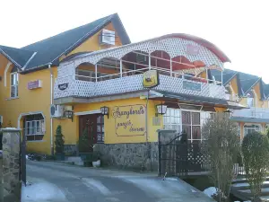 Aranyhordó Panzió Étterem és Pizzéria