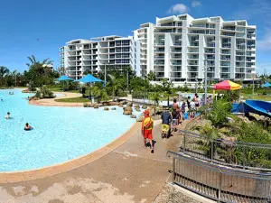 Lanai Riverside Apartments