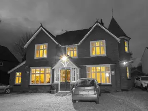 Gatwick Turret Guest House