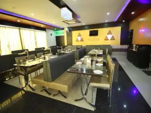 OYO Rooms Sahkari Jin Cross Road