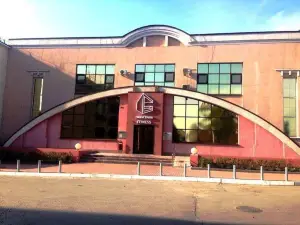 Globus Fitnes Hotel
