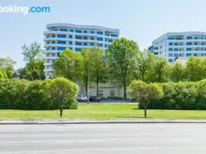 Aquamarine Hotel - Lauluväljak