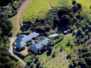 Earthsong Lodge