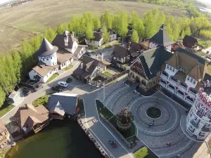 V Nekotorom Tsarstve Hotel
