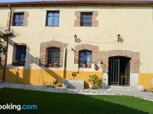6 Bedrooms Villa with Private Pool and Furnished Garden at Campo de Cuellar