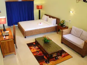 Alotau International Hotel