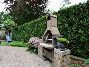 Secluded Holiday Home in Voorthuizen by The Lake