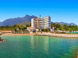 Ada Beach Hotel