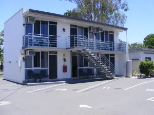 Motel Lodge
