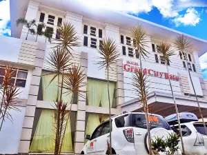 Grand City Batu Hotel