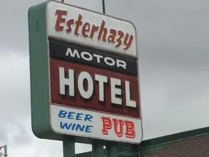 Esterhazy Motor Hotel