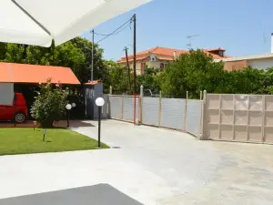 Rea's House Vrachati
