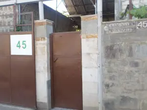 Spandaryan House