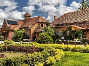 Żabi Dwór - Hotel - Restauracja - Spa