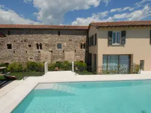 Santellone Resort