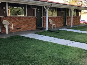 Spinning Wheel Motel