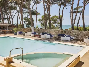 Praia Art Resort
