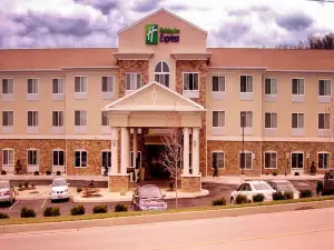 Holiday Inn Express & Suites Belle Vernon