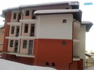 Family Hotel George