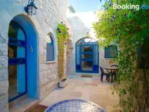 Artist Quarter Guesthouse B&B