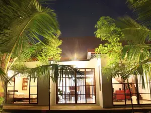 Pandanus Villa