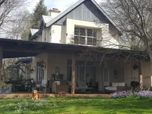 Little Fields Country House and Cottages