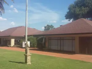 Silhouette Guest House