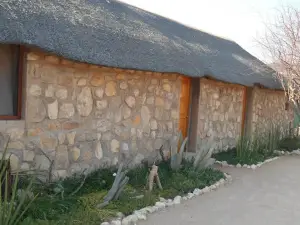 Kapika Waterfall Lodge