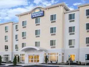 Days Inn by Wyndham Cadiz