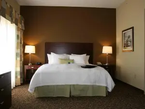 แฮมป์ตัน อินน์แอนด์สวีทส์ เวสท์พอยต์