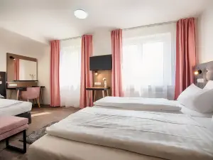 Home Hotel