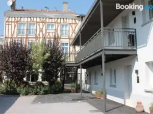 Maison Lia, ex Pasteur
