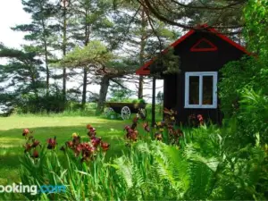 Karineeme Holiday House