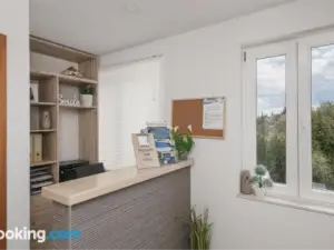Sky Apartments & Rooms