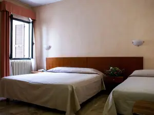 ホテル アスター ピアチェンツァ