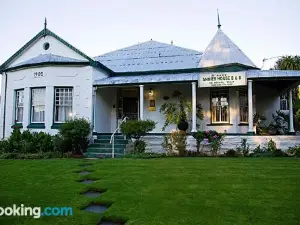 Annies House