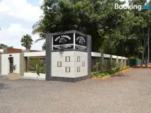 AAA Rose Garden Guesthouse