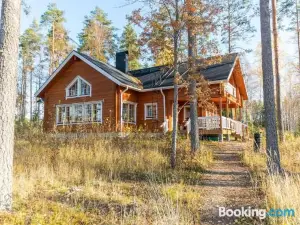 Holiday Home Lokinsiipi by Interhome
