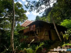 Chirapa Manta Amazon Lodge